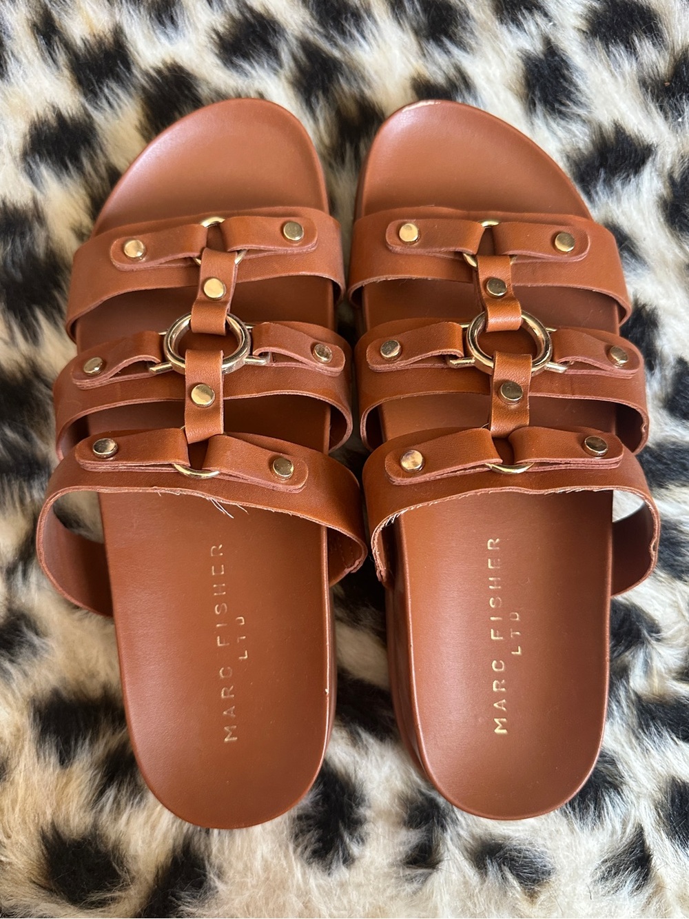 Marc Fisher LTD brown genuine leather Triple-Strap Sandals - size 8.5